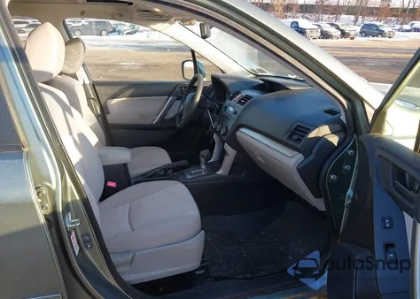 2015 Subaru Forester 2.5I Premium из США, поврежденный, VIN JF2SJAFCXFH561735